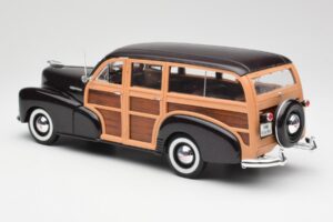 Chevrolet Fleetmaster Woody Bruin Maisto 1:18 36854 Metaal — afbeelding 7 van 8