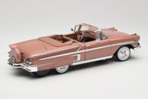 Chevrolet Impala Cabriolet Bruin Motormax 1:18 73112 Metaal — afbeelding 3 van 8