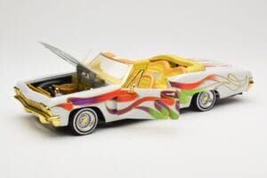 Chevrolet Impala Lowrider White Metallic Hot Wheels 1:18 27635 Metaal — afbeelding 2 van 8