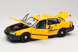 Chevrolet Impala Taxi Maisto 1:18 36617 Metaal — afbeelding 2 van 8