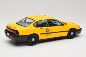 Chevrolet Impala Taxi Maisto 1:18 36617 Metaal — afbeelding 3 van 8