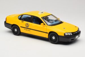 Chevrolet Impala Taxi Maisto 1:18 36617 Metaal — afbeelding 6 van 8