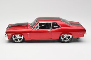Chevrolet Nova SS Coupe Rood Maisto 1:18 31083-M1 Metaal — afbeelding 4 van 8