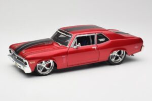 Chevrolet Nova SS Coupe Rood Maisto 1:18 31083-M1 Metaal