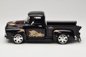 Chevrolet Old School Cody Project Truck & Chopper Set Joyride 1:18 33911 Metaal — afbeelding 4 van 8