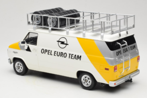 Opel Manta 400 Group B Rally Tour de Corse 1984 Met Chevrolet G30 Servicebus Otto 1:18 OT491 Hars — afbeelding 8 van 13
