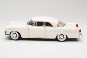 Chrysler 300B Wit Maisto 1:18 531897 Metaal — afbeelding 4 van 8
