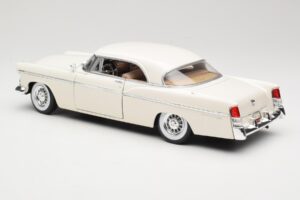 Chrysler 300B Wit Maisto 1:18 531897 Metaal — afbeelding 7 van 8