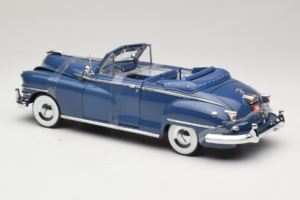 Chrysler New Yorker Blauw Signature Models 1:18 CT-68629 Metaal — afbeelding 5 van 6