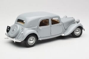 Citroen 15CV 6 Cyl Grijs Maisto 1:18 50313 Metaal — afbeelding 3 van 8