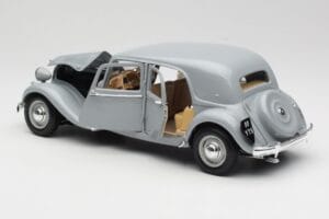 Citroen 15CV 6 Cyl Grijs Maisto 1:18 50313 Metaal — afbeelding 5 van 8