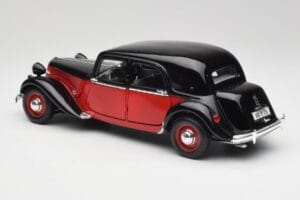 Citroen 15CV 6 Cyl Zwart & Rood Valmy Maisto 1:18 56009 Metaal — afbeelding 7 van 8