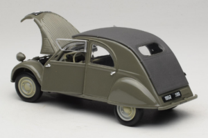 Citroen 2CV Groen Maisto 1:18 50289 Metaal — afbeelding 5 van 8