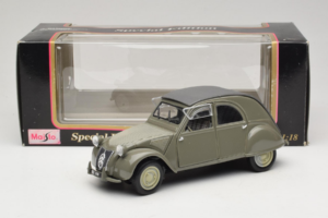 Citroen 2CV Groen Maisto 1:18 50289 Metaal — afbeelding 8 van 8