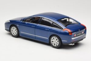 Citroen C6 Blauw Bburago 1:18 18-12073 Metaal — afbeelding 7 van 8
