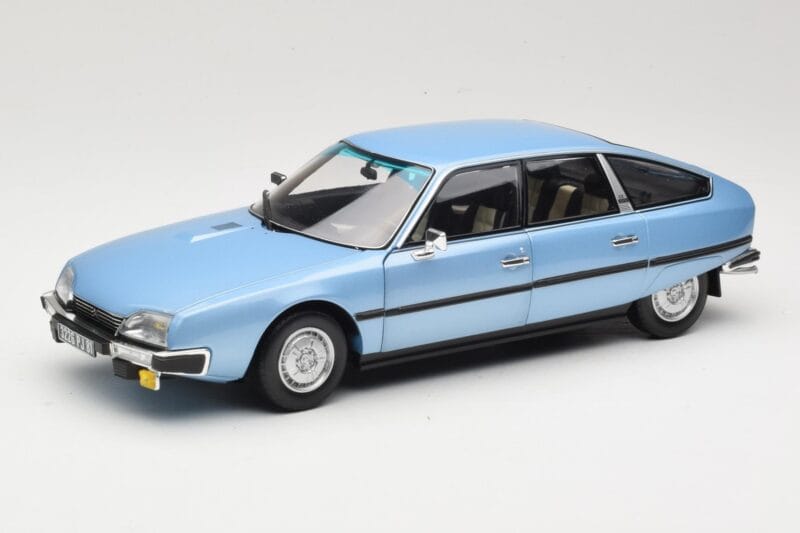 Citroen CX 2400 GTi Regate Blue Norev 1:18 181521 Metaal
