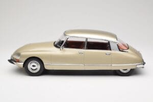 Citroen DS 23 Pallas Beige Norev 1:12 121730 Metaal — afbeelding 3 van 6