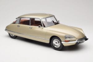 Citroen DS 23 Pallas Beige Norev 1:12 121730 Metaal — afbeelding 4 van 6