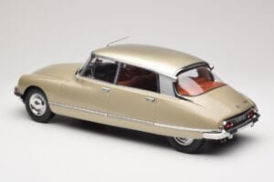 Citroen DS 23 Pallas Beige Norev 1:12 121730 Metaal — afbeelding 5 van 6