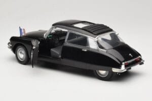 Citroen DS Presidentielle Grijs Solido 1:18 8035 Metaal — afbeelding 5 van 8