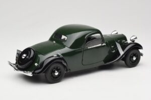 Citroen Traction Avant 11 Coupe Groen Solido 1:18 8179 Metaal — afbeelding 3 van 8