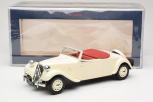Citroen Traction Avant 11B Cabriolet Crème Norev 1:18 181440 Metaal — afbeelding 6 van 6