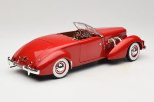 Cord 812 Cabriolet Rood American Muscle 1:18 32158 Metaal — afbeelding 3 van 8
