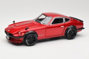Datsun 240Z S30 Rood Maisto 1:18 32611 Metaal