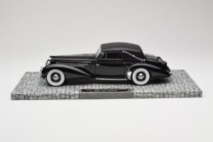 Delage D8-120 Cabriolet Zwart Minichamps 1:18 107115131 Metaal — afbeelding 3 van 6