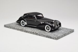 Delage D8-120 Cabriolet Zwart Minichamps 1:18 107115131 Metaal — afbeelding 4 van 6