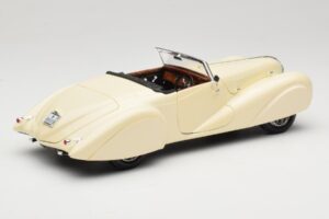 Delahaye Cabriolet Crème Guiloy 1:18 68580 Metaal — afbeelding 3 van 8