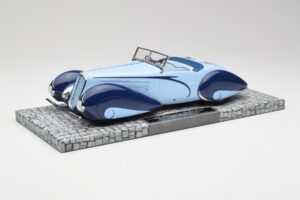 Delahaye Type 135-M Cabriolet Mullin Museum Minichamps 1:18 107116160 Metaal