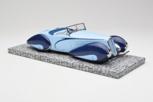 Delahaye Type 135-M Cabriolet Mullin Museum Minichamps 1:18 107116160 Metaal — afbeelding 6 van 6