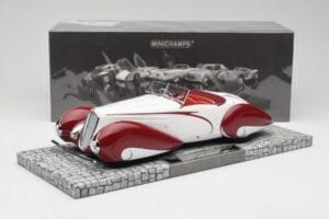 Delahaye Type 135 M Cabriolet Wit Rood Minichamps 1:18 107116161 Hars — afbeelding 6 van 6