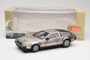 DeLorean DMC-12 LK Zilver Sun Star 1:18 2701 Metaal — afbeelding 8 van 8