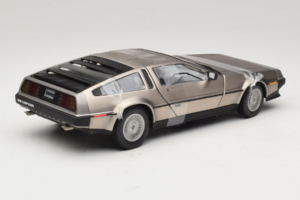DeLorean DMC-12 Zilver Sun Star 1:18 2703 Metaal — afbeelding 2 van 6