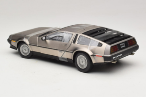 DeLorean DMC-12 Zilver Sun Star 1:18 2703 Metaal — afbeelding 5 van 6
