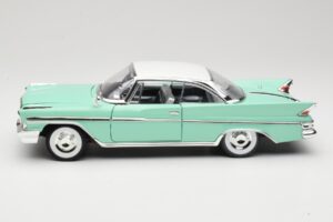 DeSoto Adventurer Groen American Mint 1:18 92738 Metaal — afbeelding 4 van 8