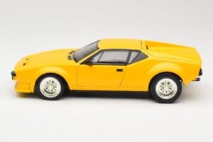 De Tomaso Pantera Geel Hot Wheels 1:18 27809 Metaal — afbeelding 4 van 8