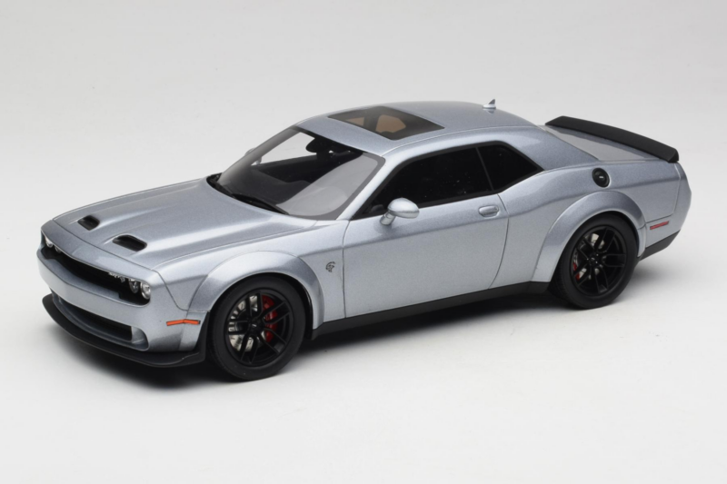 Dodge Challenger SRT Hellcat Redeye Zilver GT Spirit 1:18 GT226 Hars