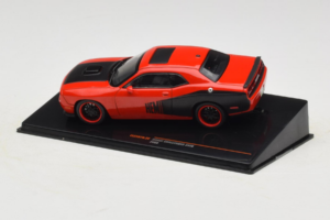 Dodge Challenger SRT8 Rood IXO 1:43 CLC597N Metaal — afbeelding 3 van 4