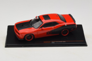 Dodge Challenger SRT8 Rood IXO 1:43 CLC597N Metaal