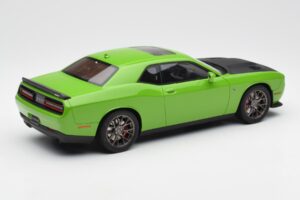 Dodge Challenger SRT Hellcat Groen GT Spirit 1:18 GT168 Hars — afbeelding 2 van 6