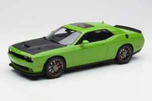Dodge Challenger SRT Hellcat Groen GT Spirit 1:18 GT168 Hars