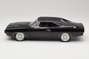 Dodge Charger R/T Steve McQueen Bullitt Movie Greenlight 1:18 12839 Metaal — afbeelding 4 van 8