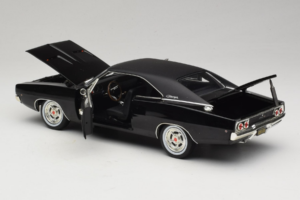 Dodge Charger R/T Steve McQueen Bullitt Movie Greenlight 1:18 12839 Metaal — afbeelding 5 van 8