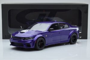 Dodge Charger Super Bee Paars GT Spirit 1:18 GT895 Hars — afbeelding 6 van 6