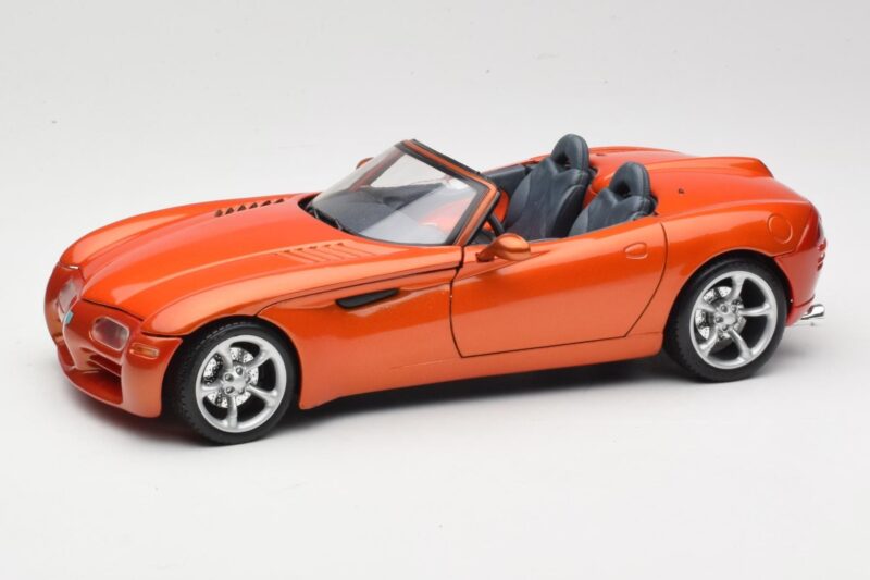 Dodge Concept Vehicle Oranje Maisto 1:18 50323 Metaal