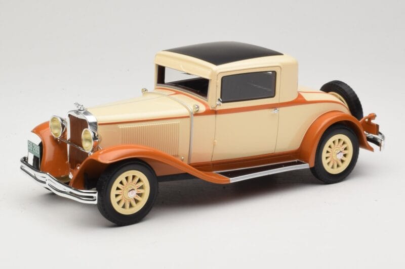 Dodge Eight DG Coupe Beige BoS Models 1:18 BOS289 Hars