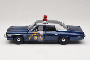 Dodge Monaco Nevada Highway Patrol Auto World 1:18 AMM1009/06 Metaal — afbeelding 4 van 8
